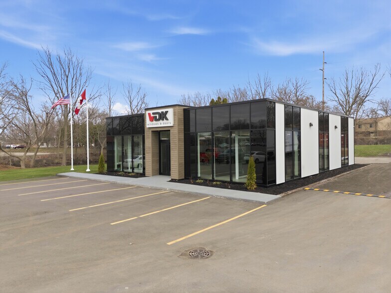 1675 Viepond Dr. SE, Kentwood, MI à louer - Photo de l’immeuble – Image 1 sur 13