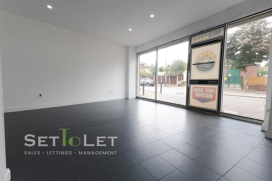 11 Strathdene Rd, Birmingham à louer - Photo de l’immeuble – Image 3 sur 13