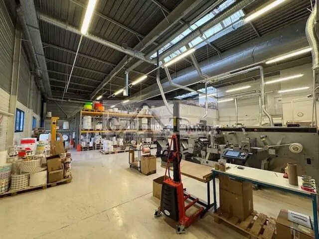 Industriel/Logistique dans Cheptainville à vendre - Photo de l’immeuble – Image 2 sur 22
