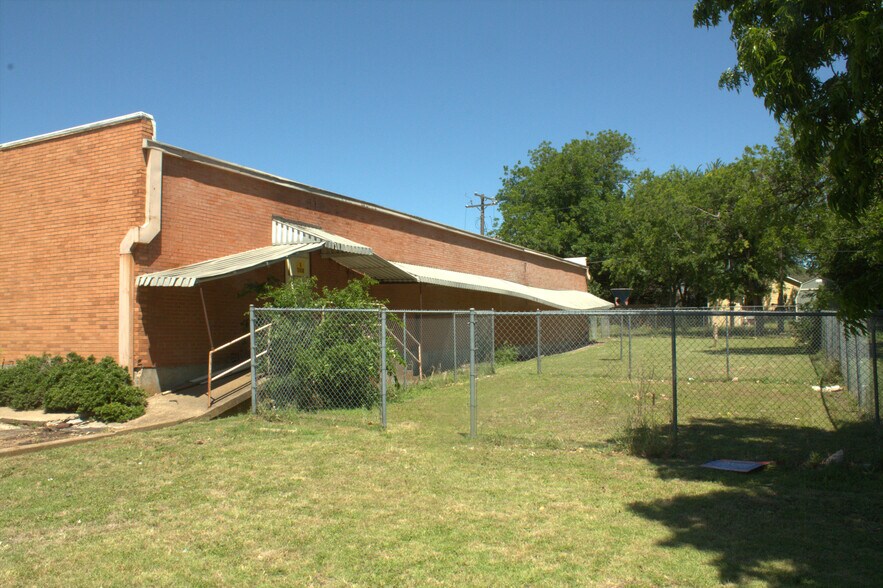 1901-1905 N 25th St, Waco, TX à vendre - Photo de l’immeuble – Image 2 sur 3