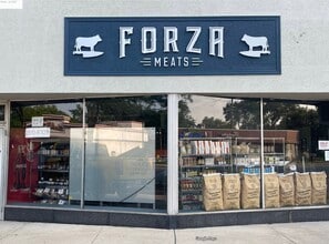 3704-3716 W Dempster St, Skokie, IL à louer Photo intérieure– Image 1 sur 1