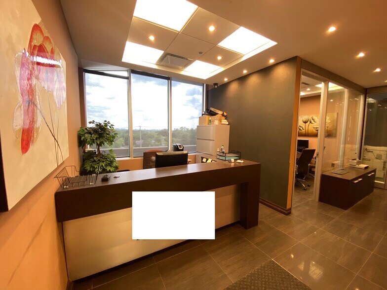 7368 Yonge St, Vaughan, ON à vendre - Photo de l’immeuble – Image 3 sur 12