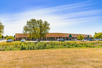 Plus de détails pour 2721-2797 99th St, Urbandale, IA - Local d'activités à louer