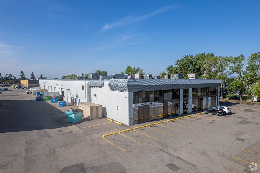 4712 13th St NE, Calgary, AB à louer - Aérien – Image 2 sur 7