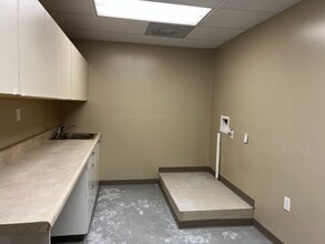 101 N Yates St, Gastonia, NC à louer Photo de l’immeuble– Image 2 sur 4