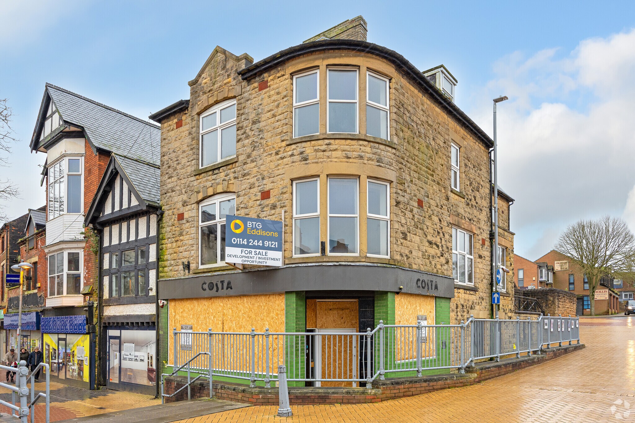 Market Pl, Sutton In Ashfield à vendre Photo principale– Image 1 sur 3