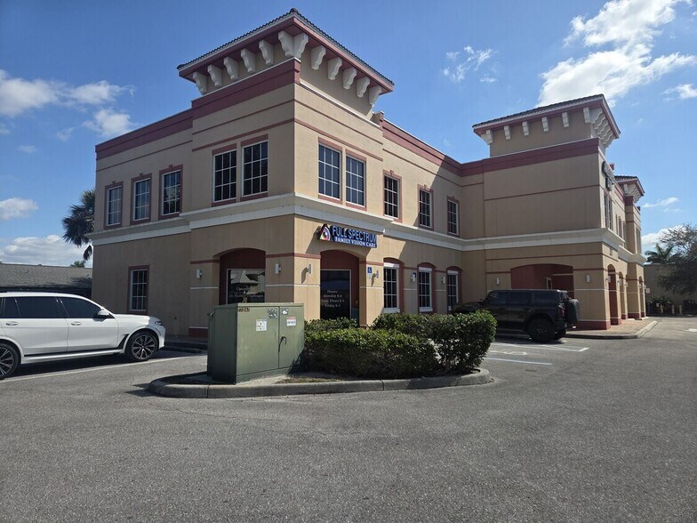 217 Del Prado Blvd S, Cape Coral, FL à vendre - Photo de l’immeuble – Image 2 sur 5