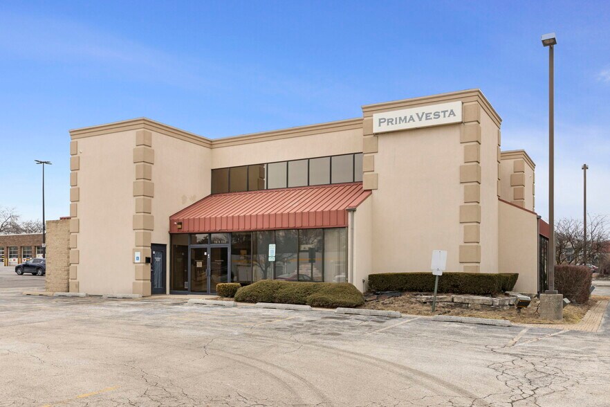 10S660 Kingery Hwy, Willowbrook, IL à vendre - Photo de l’immeuble – Image 2 sur 35