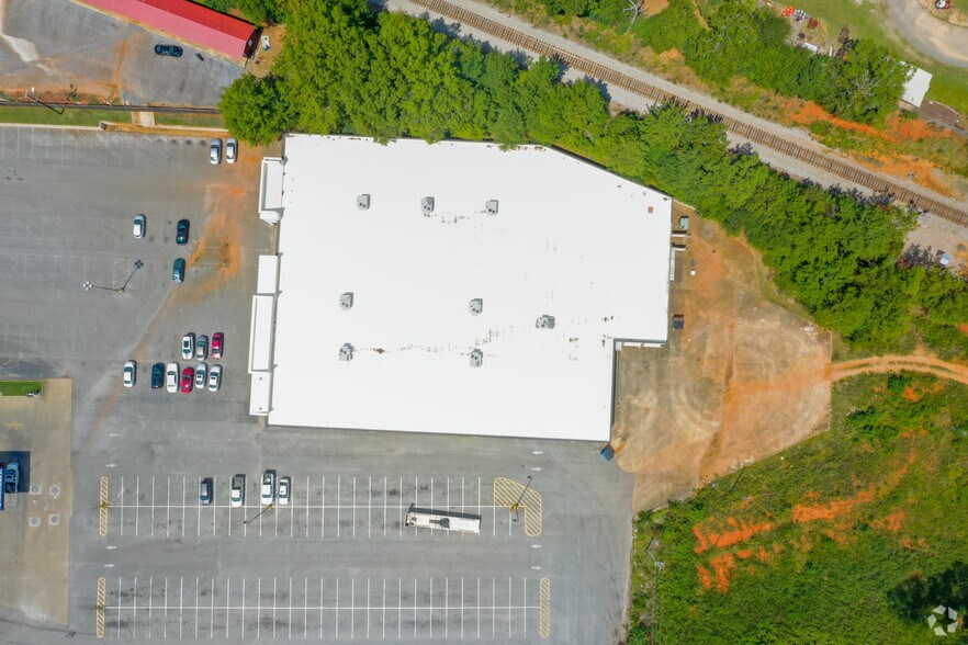 210 Haynes St, Talladega, AL à louer - Photo de l’immeuble – Image 2 sur 8