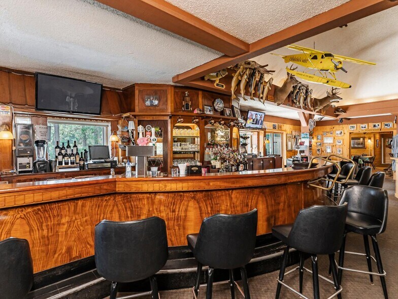 5675 County M, Boulder Junction, WI à louer - Photo de l’immeuble – Image 3 sur 48