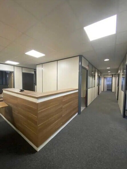 Bureau dans Le Havre à louer - Photo de l’immeuble – Image 2 sur 4