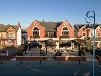 Plus de détails pour 21-23 Wood St, Lytham St Annes - Local commercial à louer