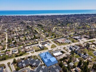 Plus de détails pour 8035 N Port Washington Rd, Milwaukee, WI - Local d’activités à vendre