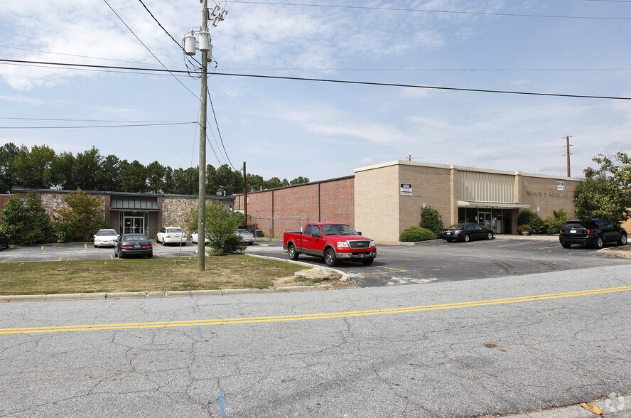 4465 Commerce Dr SW, Atlanta, GA à louer - Photo principale – Image 1 sur 5