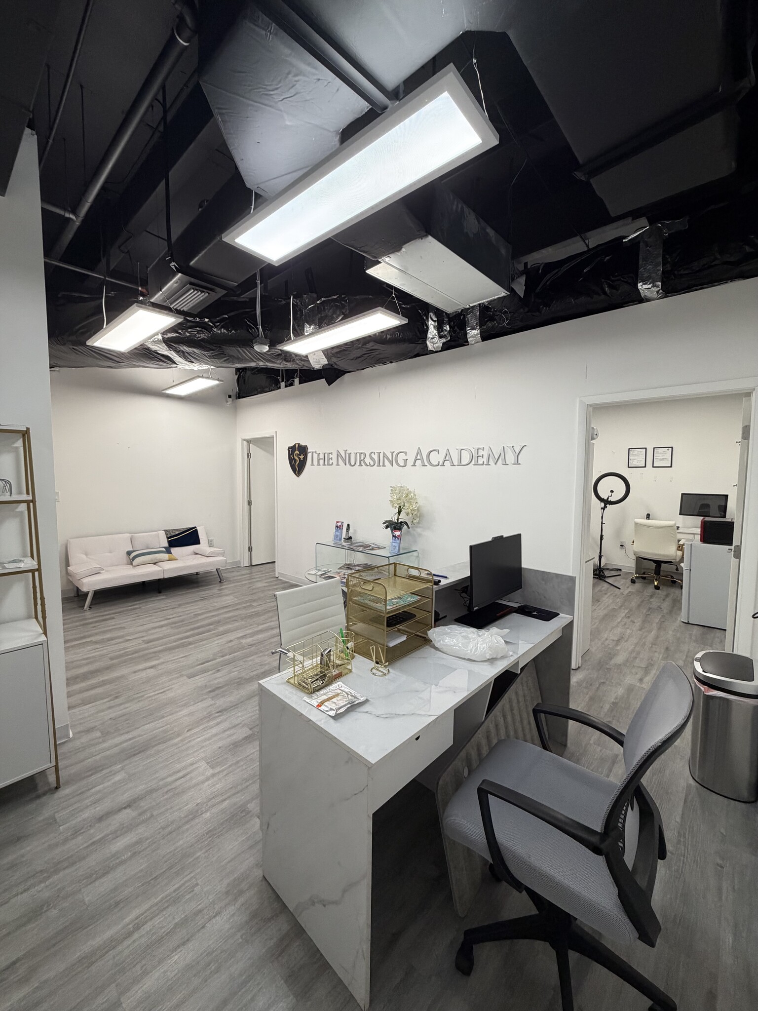 601 N Federal Hwy, Hallandale Beach, FL à louer Photo intérieure– Image 1 sur 6