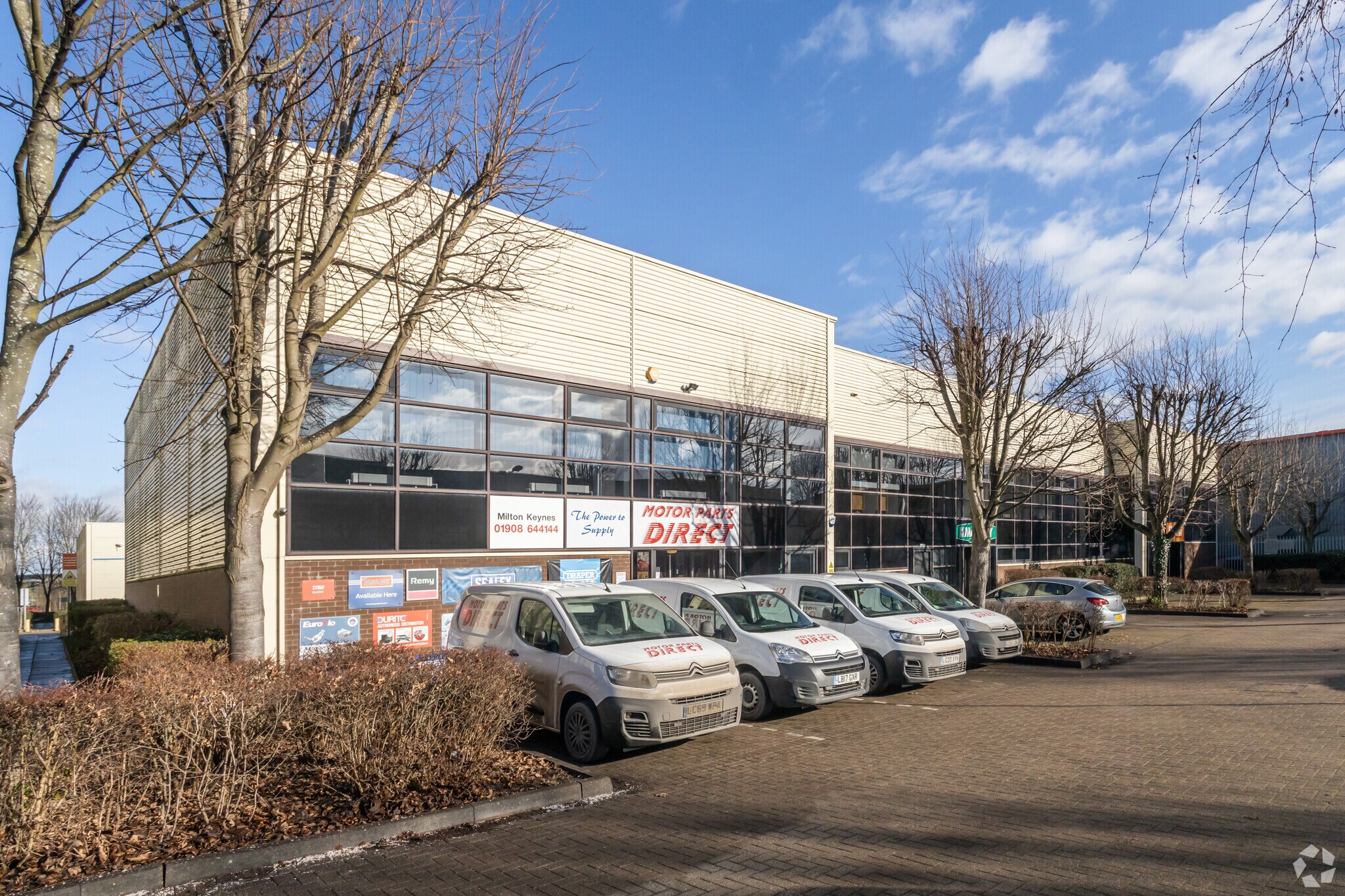 Third Ave, Milton Keynes à louer Photo principale– Image 1 sur 5