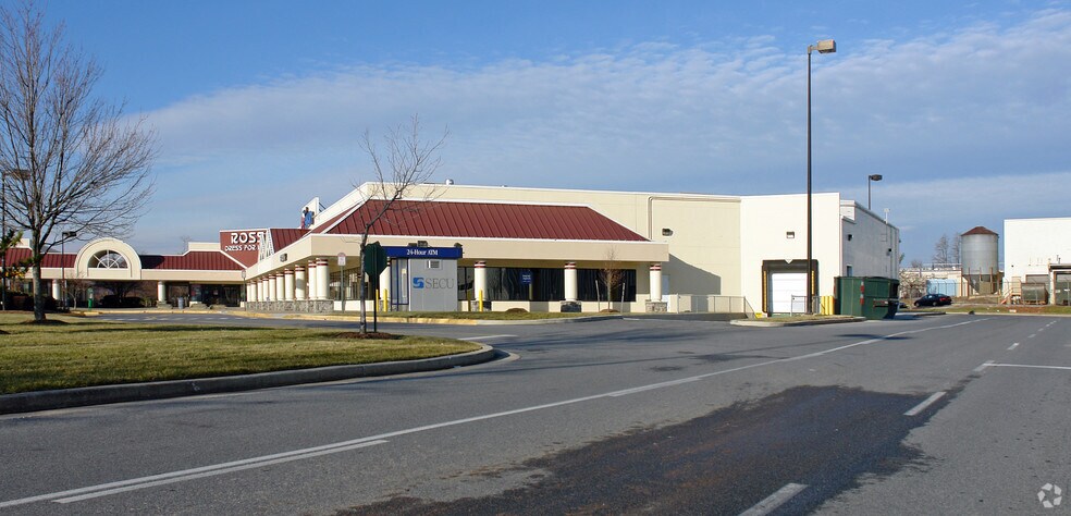 9612-9646 Reisterstown Rd, Owings Mills, MD à louer - Photo de l’immeuble – Image 2 sur 8