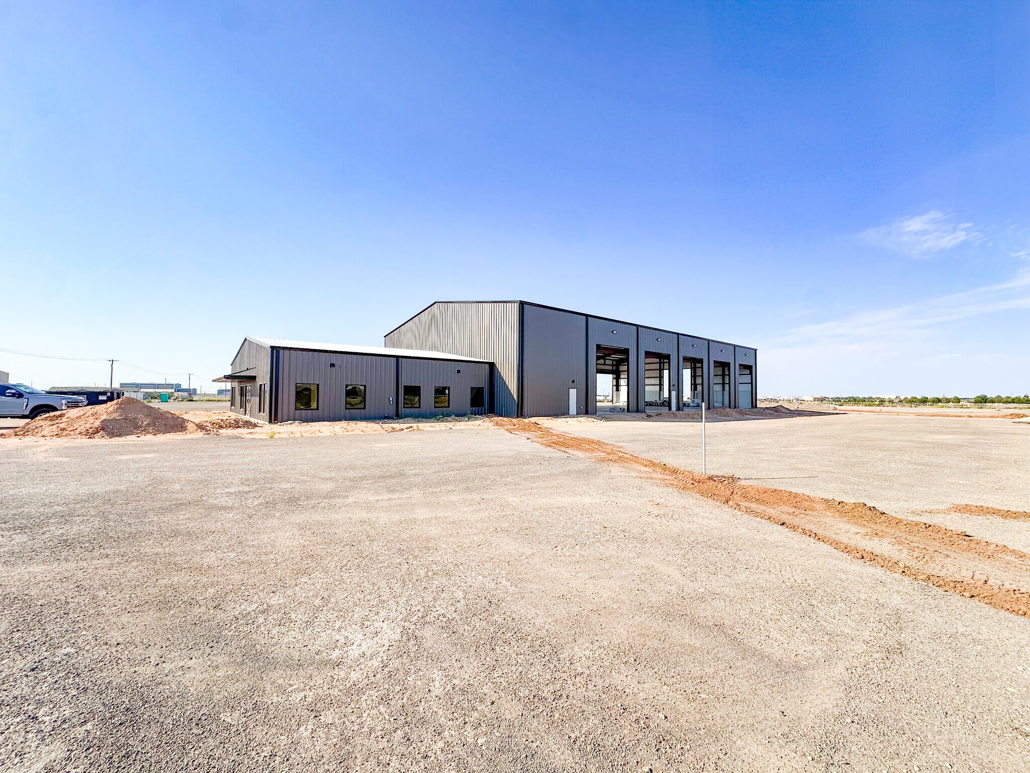 3208 S County Road 1255, Midland, TX à louer Photo principale– Image 1 sur 15