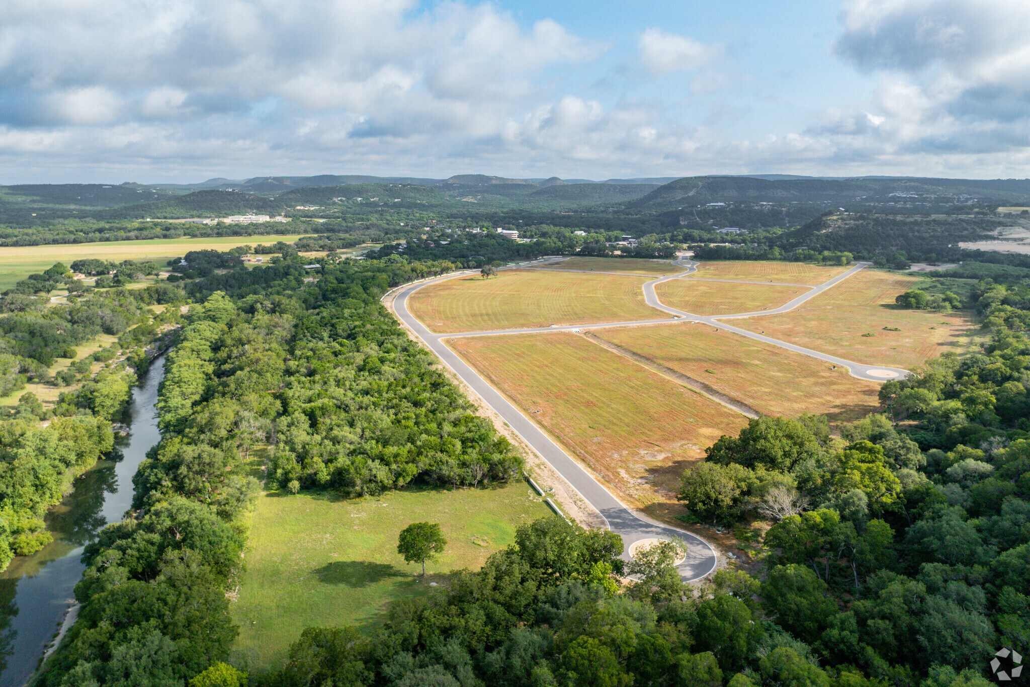 11529 FM 306, New Braunfels, TX à vendre Photo de l’immeuble– Image 1 sur 39