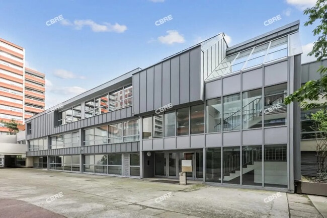 Plus de détails pour Bureau à vendre