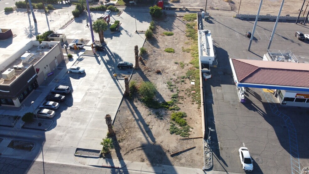 349 S Lovekin Blvd, Blythe, CA à vendre - Photo de l’immeuble – Image 2 sur 12