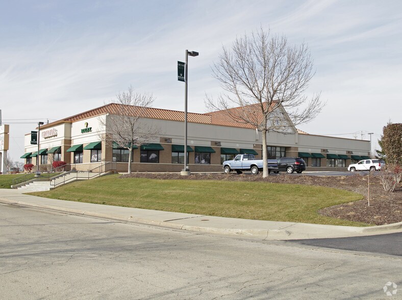 801 N Perryville Rd, Rockford, IL à louer - Photo de l’immeuble – Image 2 sur 5