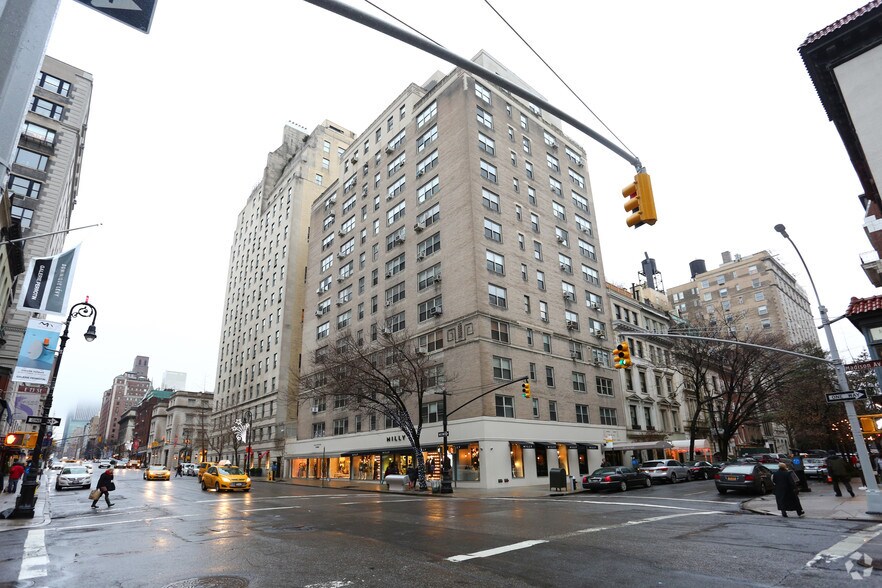 28-30 E 73rd St, New York, NY à louer - Photo principale – Image 1 sur 3