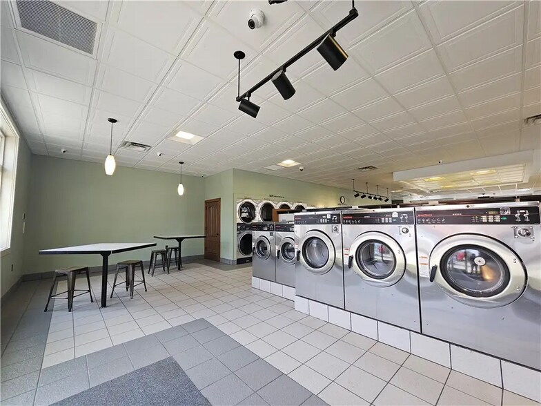 369 W Morris St, Bath, NY à vendre - Photo intérieure – Image 3 sur 3