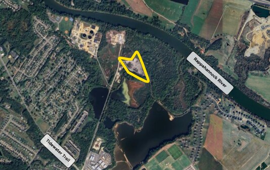 10239 Tidewater Trl, Fredericksburg, VA à louer - Photo principale – Image 1 sur 1