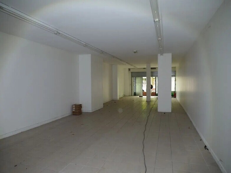 Local commercial dans Gournay-sur-Marne à louer - Photo intérieure – Image 2 sur 3