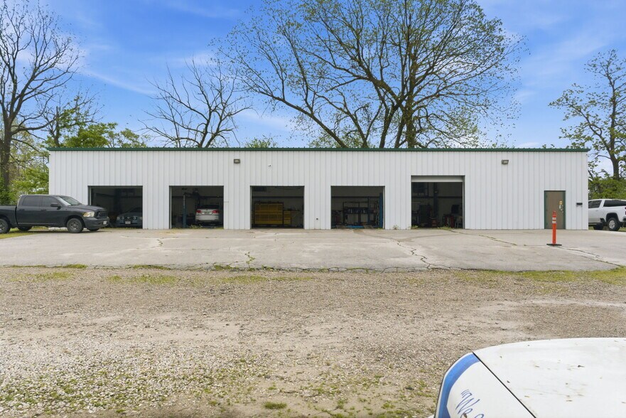 1525 E Florida St, Springfield, MO à vendre - Photo de l’immeuble – Image 2 sur 34