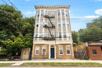 Plus de détails pour 406 Warburton Ave, Hastings Hudson, NY - Logement à vendre