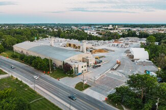 Plus de détails pour 500 Rue Saint-Eustache, Saint-eustache, QC - Industriel/Logistique à vendre