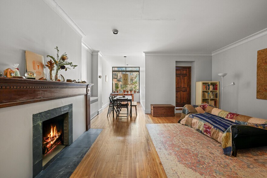 489 West End Ave, New York, NY à vendre - Photo de l’immeuble – Image 2 sur 14