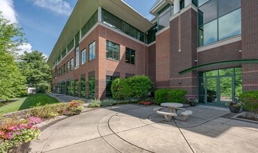 93 Lake Ave, Danbury, CT à louer Photo intérieure– Image 2 sur 6