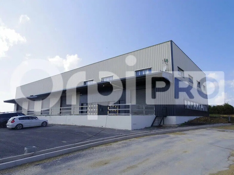 Industriel/Logistique dans Soissons à vendre - Photo de l’immeuble – Image 3 sur 4