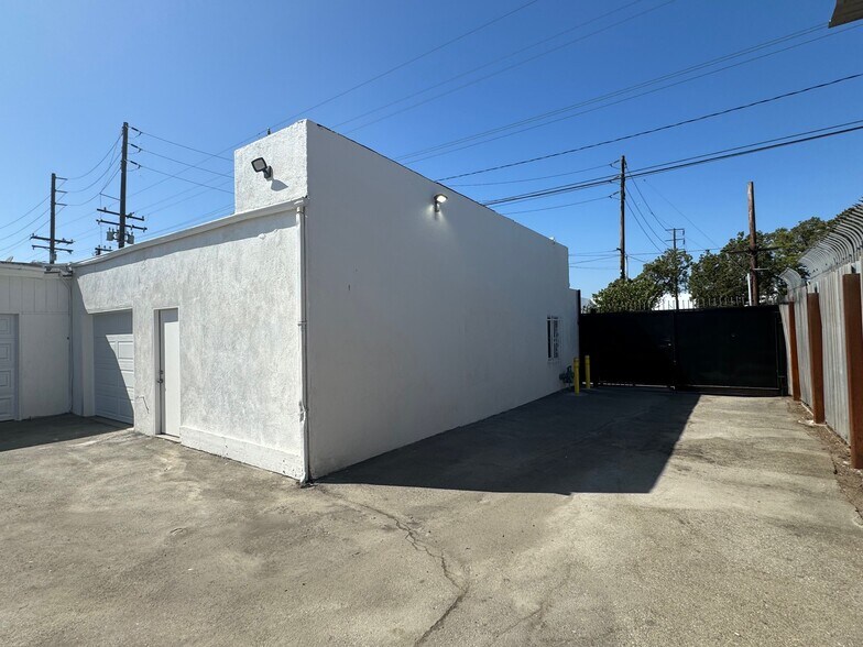 1922 W Rosecrans Ave, Gardena, CA à louer - Photo de l’immeuble – Image 2 sur 11