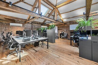Plus de détails pour 81A Endell St, Londres - Bureau à louer