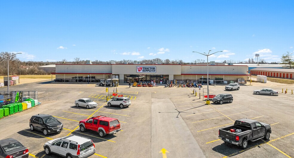 1208 W Highway 28, Owensville, MO à vendre - Photo de l’immeuble – Image 3 sur 5