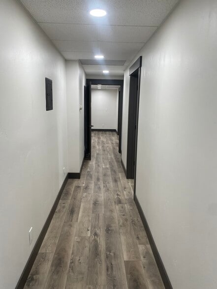 6936 Promenade Dr, Salt Lake City, UT à louer - Photo de l’immeuble – Image 3 sur 10