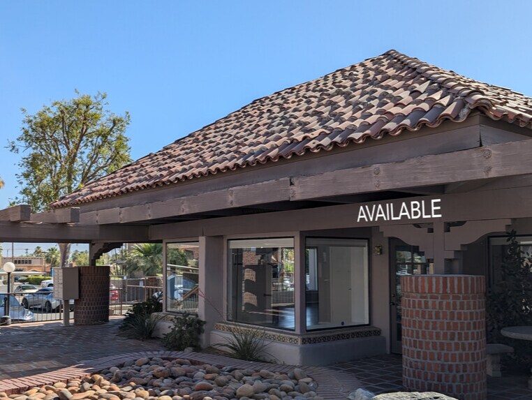 73260 El Paseo, Palm Desert, CA à louer - Photo de l’immeuble – Image 2 sur 3