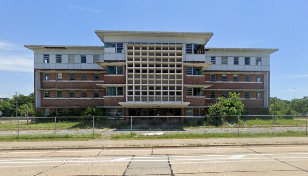 1750 N Palafox St, Pensacola, FL à vendre - Photo de l’immeuble – Image 3 sur 3