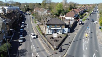 Plus de détails pour 1A Rickmansworth Rd, Pinner - Local commercial à vendre