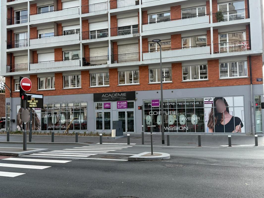 Local commercial dans Lille à louer Photo de l’immeuble– Image 1 sur 8