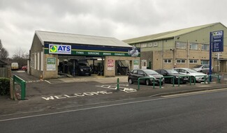 Plus de détails pour 2 Cocklebury Rd, Chippenham - Local commercial à vendre