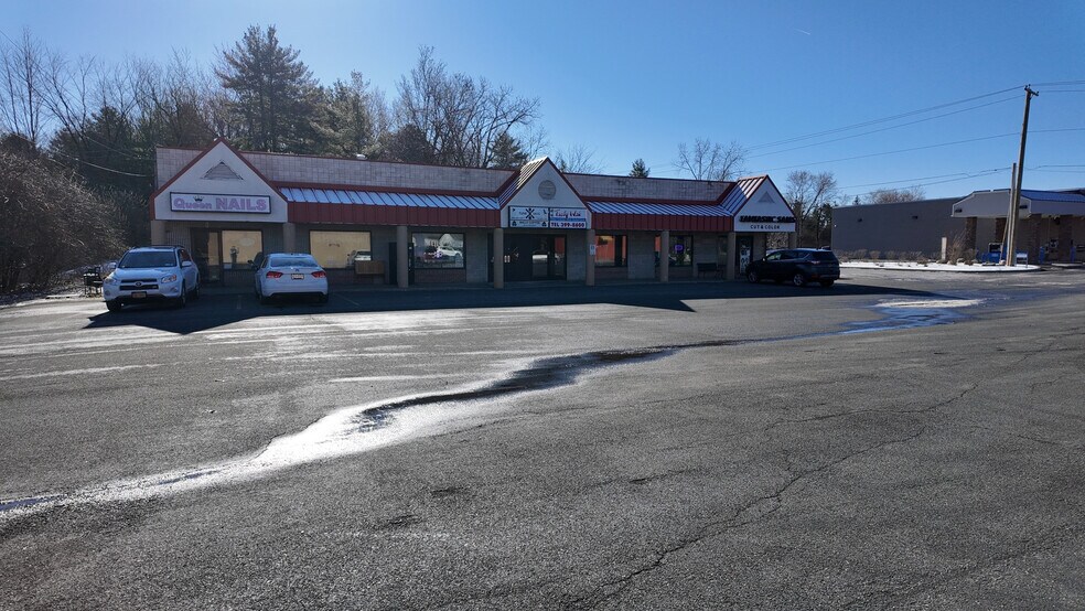 272 Saratoga Rd, Schenectady, NY à louer - Photo de l’immeuble – Image 2 sur 3