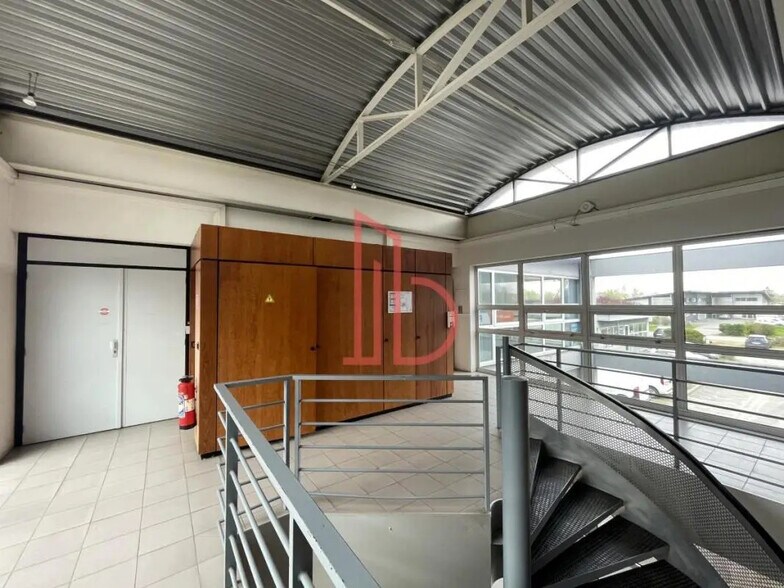 Bureau dans Bordeaux à louer - Photo de l’immeuble – Image 2 sur 5