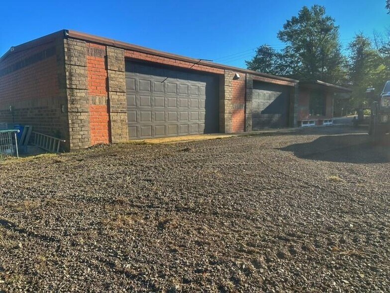 120 S Cumberland Ave, Russellville, AR à vendre - Photo de l’immeuble – Image 3 sur 10