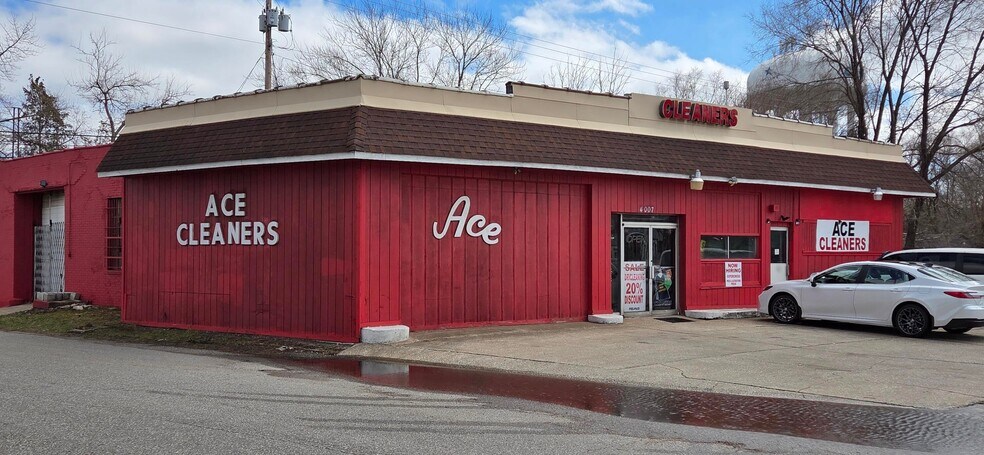 4007 Broadway, Gary, IN à vendre - Photo principale – Image 1 sur 6