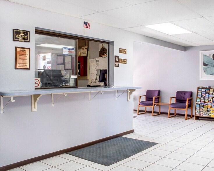1916 W 3rd St, Winslow, AZ à vendre - Hall d’entrée – Image 3 sur 8